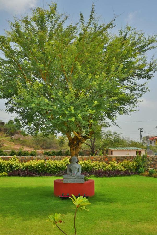 Premkunj Hotel Udaipur Buitenkant foto